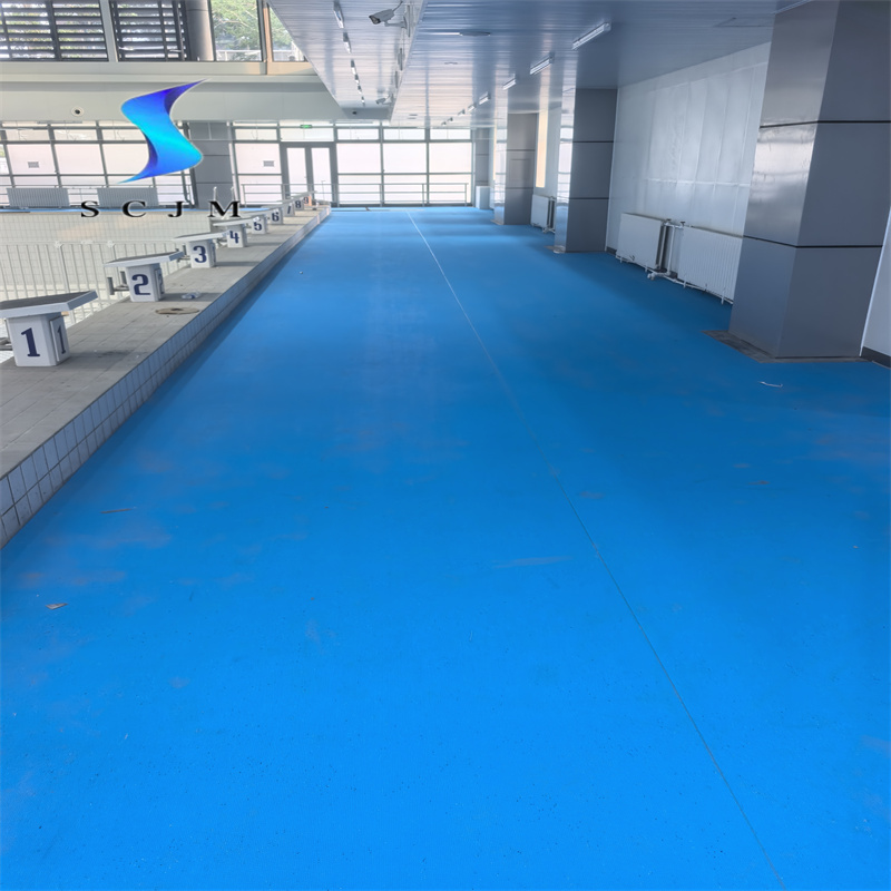 北京科技大學(xué)體育館防滑地板鋪裝完成